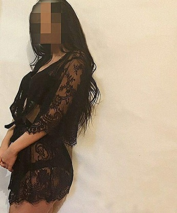 Искусительница с неотразимой внешностью ждет тебя для того, чтобы подарить тебе незабываемые моменты и насыщенные впечатления. Позволь себе быть настоящим мужчиной рядом со мной! 4218, 25 лет